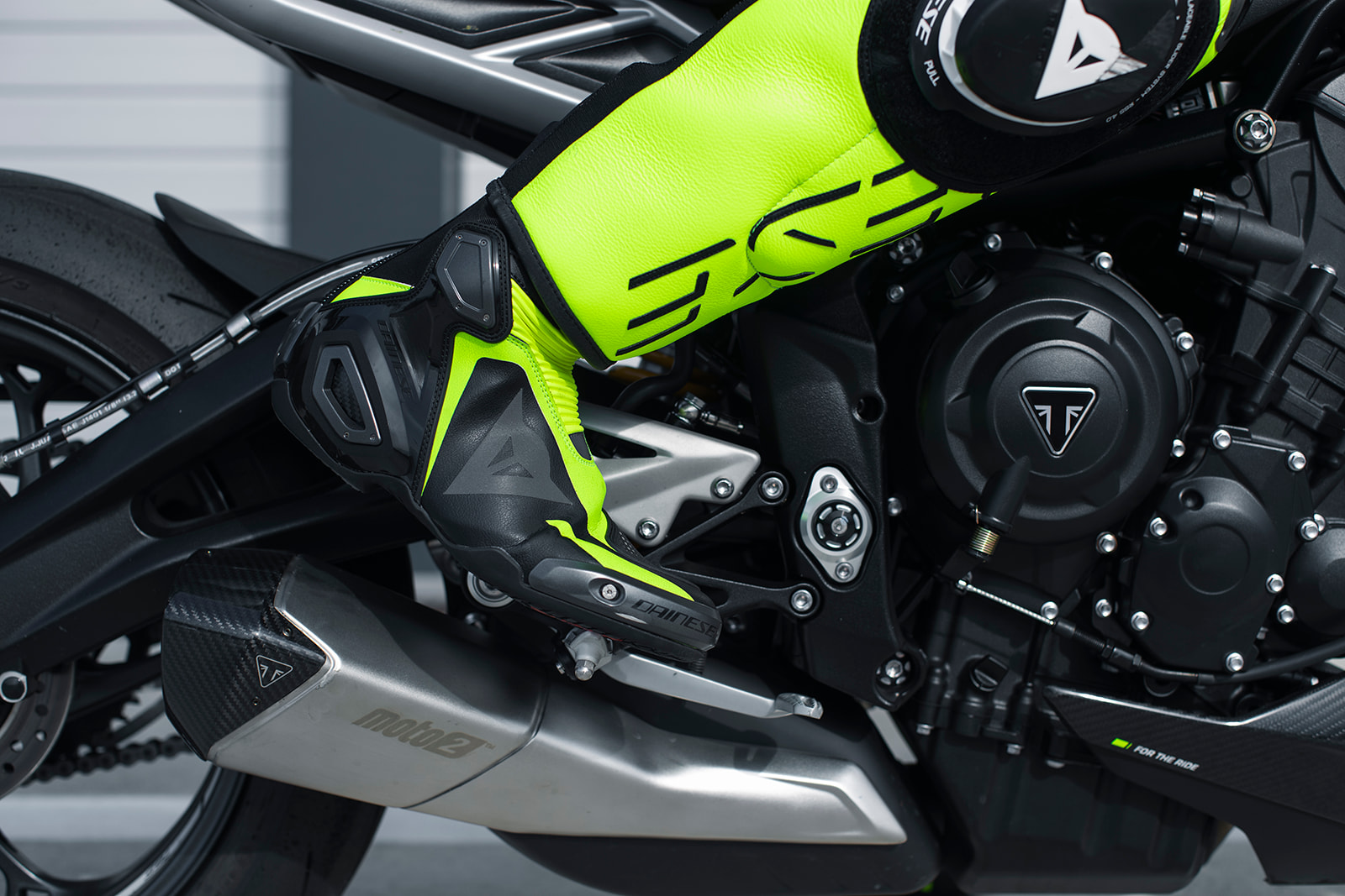 Dainese axial race clearance carbon